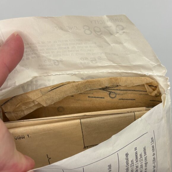 Simplicity Crafts Doll Sewing Pattern 9798 - Picture 3 of 3